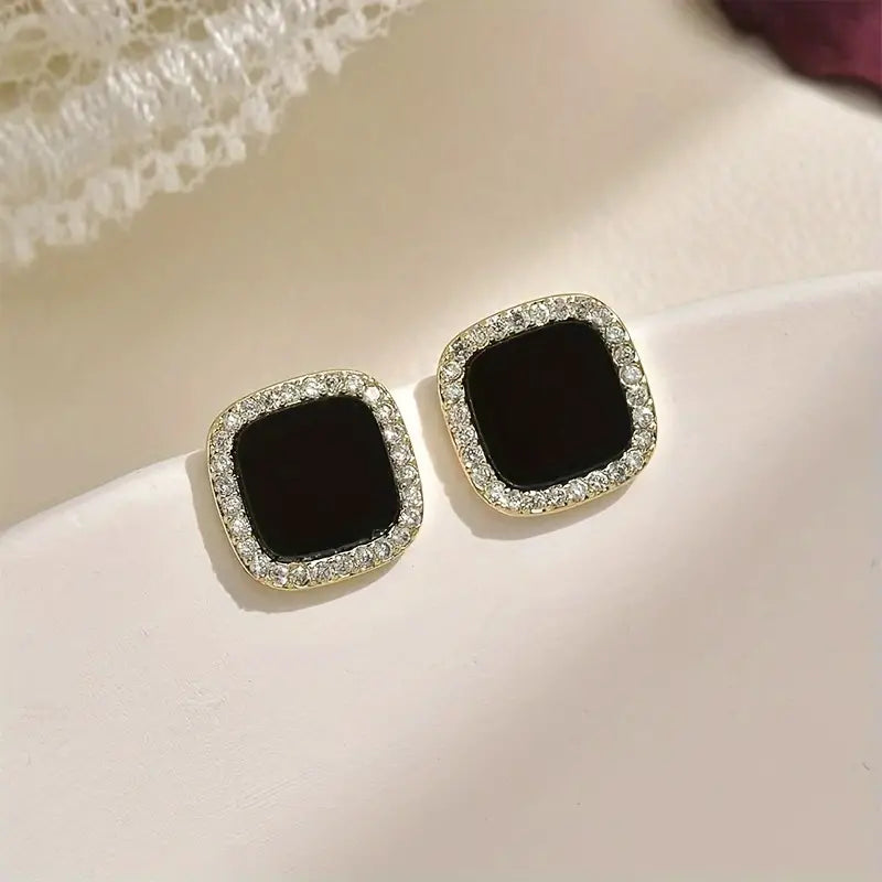 Elegant Black Square Stud Earrings with Sparkling Rhinestones